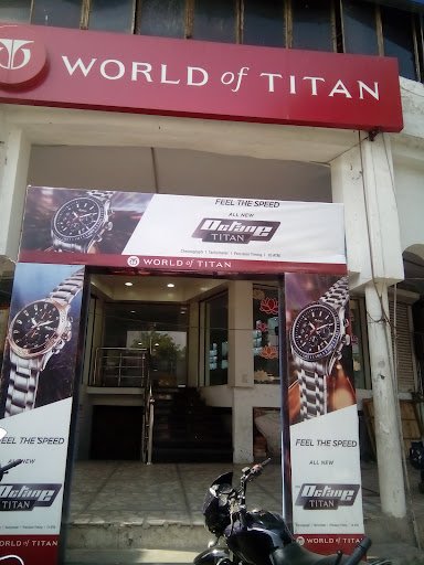 Titan World - Hazratganj, Lucknow