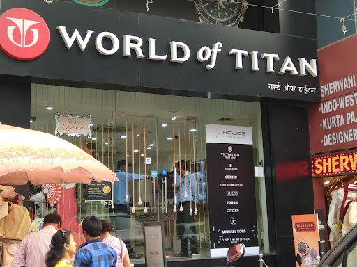 Titan World - Karol Bagh, New Delhi Titan World - Karol Bagh, New Delhi