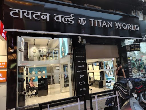 Titan World - Laxmi Road, Pune