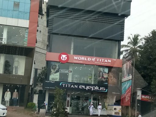 Titan World - Calicut Road, Perinthalmanna