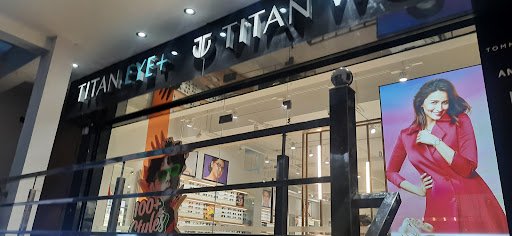 Titan World - Sector K, Lucknow