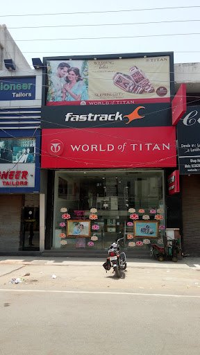 Titan World - Colonelganj, Kanpur Titan World - Colonelganj, Kanpur