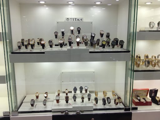 SHOWROOM ADEN & COMPANY