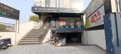 Titan World - GMS Road, Dehradun
