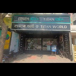 Titan World - Gandhi Nagar, Jalgaon