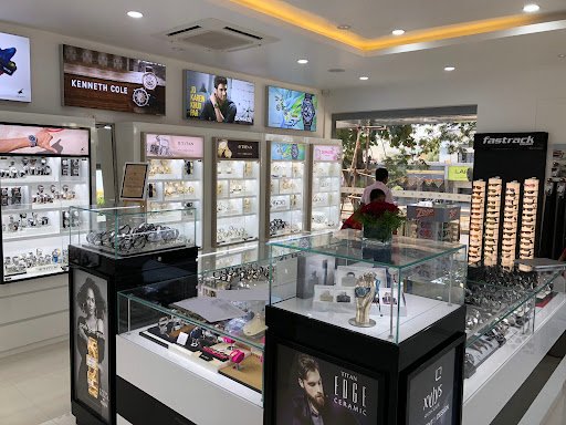 Titan World - Mantri Nagar, Latur