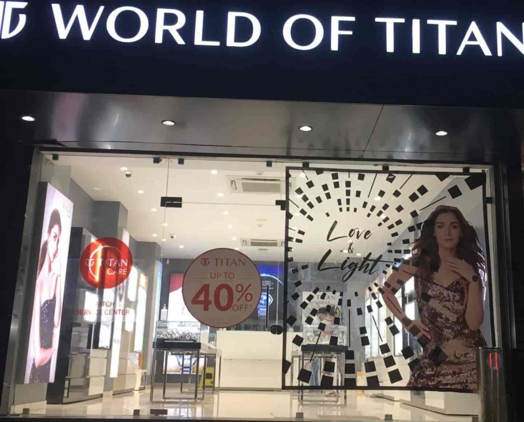 Titan World Store in Jamnagar