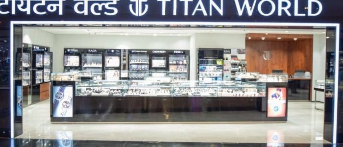 titan world infiniti mall mumbai