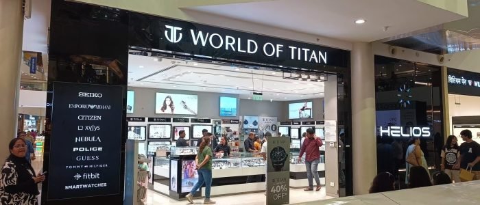 titan world lakeshore mall thane