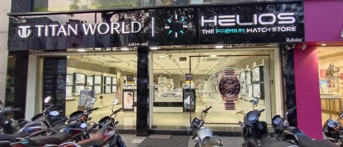 titan world maninagar ahmedabad
